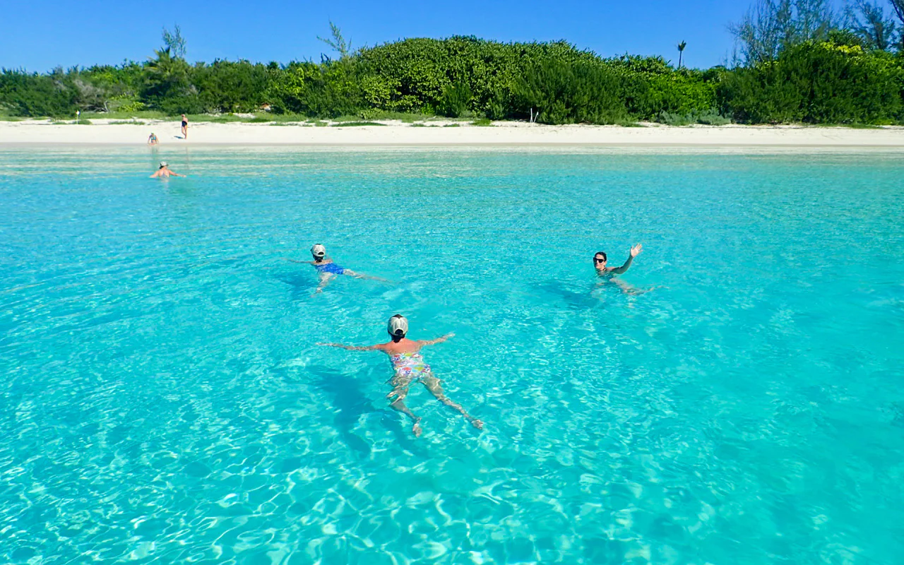 4 Hour Private Charter to the Paamul Bay